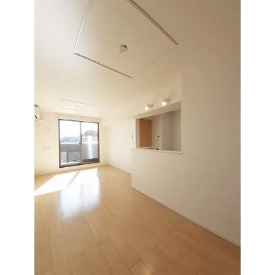 サンガーデン 203【管理NO：1-022367801-02030】 ★家具家電は申し込み後に搬入します★の物件写真2