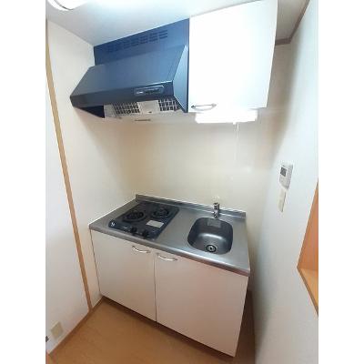 グラッチェ 503【管理NO：1-015048701-05030】 ★家具家電は申し込み後に搬入します★の物件写真3