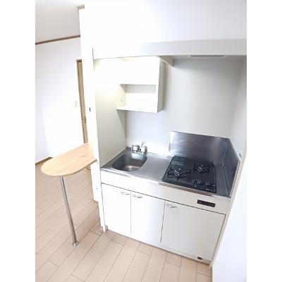 レルベ保田窪 405【管理NO：1-013145501-04040】 ★家具家電は申し込み後に搬入します★の物件写真3