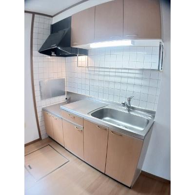 サザンカⅡ 101【管理NO：1-011607002-01010】 ★家具家電は申し込み後に搬入しますの物件写真3