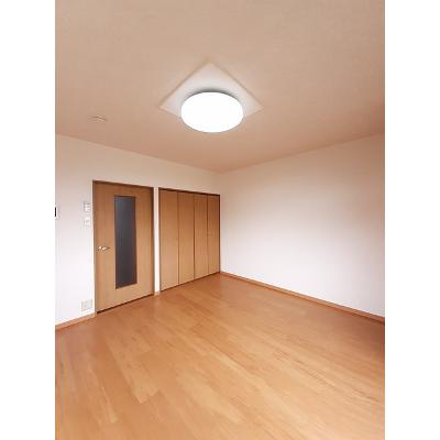 Ｆａｖｏｒｉｔｅ　Ｌｉｆｅ 205【管理NO：1-007671701-02040】 ★家具家電は申し込み後に搬入しますの物件写真2