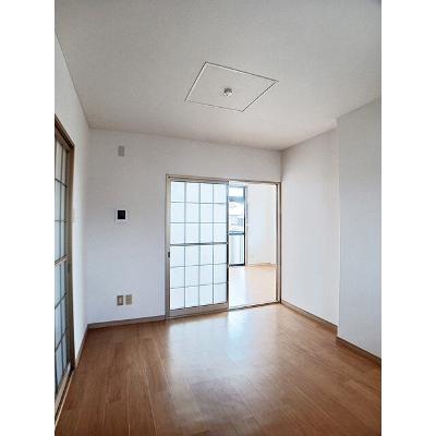 リバーサイドＫ 201【管理NO：1-007143001-02010】 ★家具家電は申し込み後に搬入します 2026年07月下旬入居可能の物件写真2