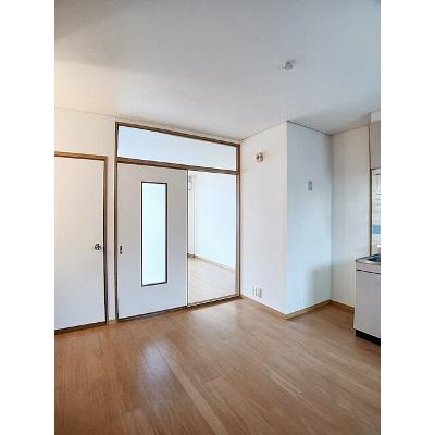 プライム 202【管理NO：1-004856801-02020】 ★家具家電は申し込み後に搬入します★の物件写真2