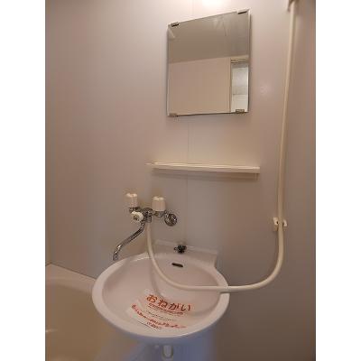 ワールドハイツ満永Ⅱ 201【管理NO：1-003767201-02010】 ★家具家電は申し込み後に搬入します★の物件写真6