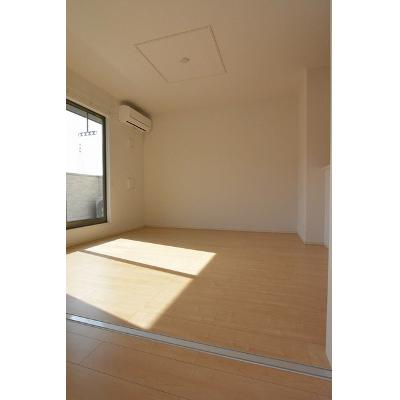 コローレⅡ 205【管理NO：1-023732302-02040】の物件写真2