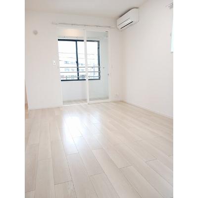 ピュアスプリング 201【管理NO：1-028431801-02010】 ★家具家電は申し込み後に搬入します 2026年07月下旬入居可能の物件写真2