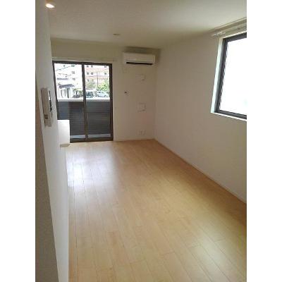アパートメント高洲５３６　Ⅰ 201【管理NO：1-024324201-02010】 ★家具家電は申し込み後に搬入します★の物件写真2