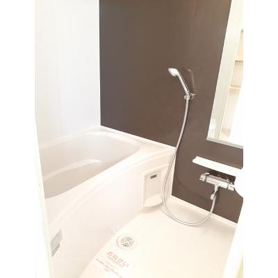 スイートグレイス　Ⅱ 104【管理NO：1-021641202-01040】 ★家具家電は申し込み後に搬入しますの物件写真4