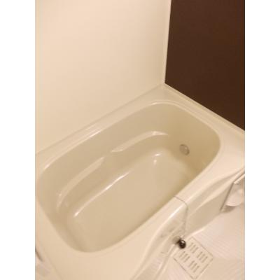 アルバ 104【管理NO：1-019419701-01040】 ★家具家電は申し込み後に搬入します 2026年08月上旬入居可能の物件写真4