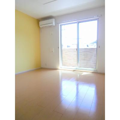 メロウソレイユ　Ⅰ 103【管理NO：1-018413301-01030】 ★家具家電は申し込み後に搬入します★ ★2026年11月中旬入居可能★の物件写真2