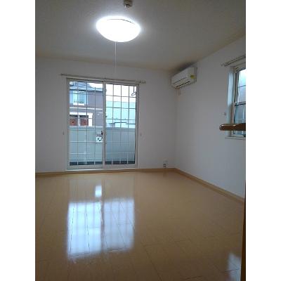 エンブレイス　Ａ 102【管理NO：1-015791201-01020】 ★家具家電は申し込み後に搬入しますの物件写真2