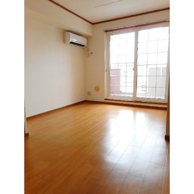 サンパティークミツイ 203【管理NO：1-010720701-02030】 ★家具家電は申し込み後に搬入します★の物件写真2