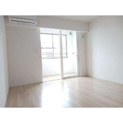 ソラーレ 204【管理NO：1-028635401-02040】 ★家具家電は申し込み後に搬入しますの物件写真2