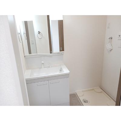ソラーレ 105【管理NO：1-028635401-01050】 ★家具家電は申し込み後に搬入しますの物件写真6