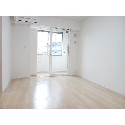 ソラーレ 103【管理NO：1-028635401-01030】 ★家具家電は申し込み後に搬入しますの物件写真2