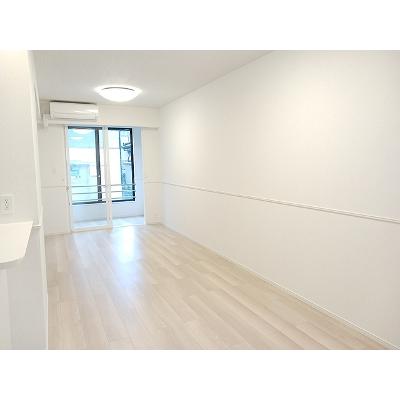 ベル　サンリット 102【管理NO：1-028581801-01020】 ★家具家電は申し込み後に搬入しますの物件写真2
