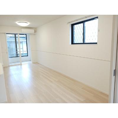 ベル　サンリット 101【管理NO：1-028581801-01010】 ★家具家電は申し込み後に搬入しますの物件写真2
