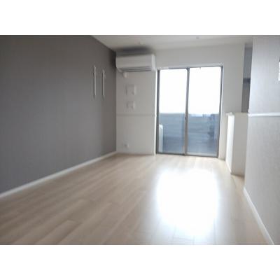 リナセント　Ⅱ 202【管理NO：1-028509302-02020】 ★家具家電は申し込み後に搬入します★の物件写真2