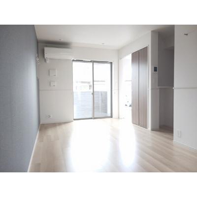 リナセント　Ⅰ 103【管理NO：1-028509301-01030】 ★家具家電は申し込み後に搬入しますの物件写真2