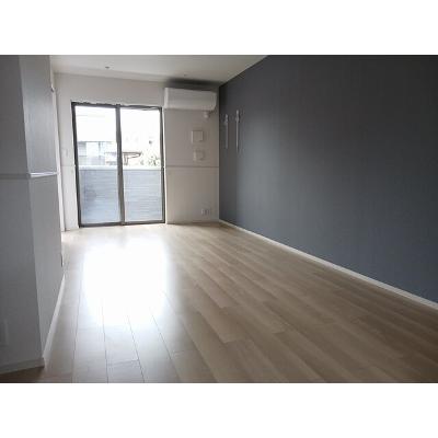 リナセント　Ⅰ 101【管理NO：1-028509301-01010】 ★家具家電は申し込み後に搬入します★の物件写真2