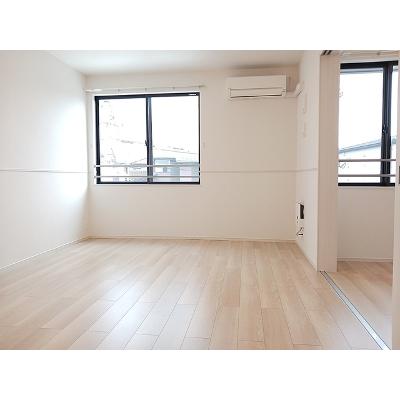 アルバ　イースト 202【管理NO：1-028439903-02020】 ★家具家電は申し込み後に搬入します★の物件写真2