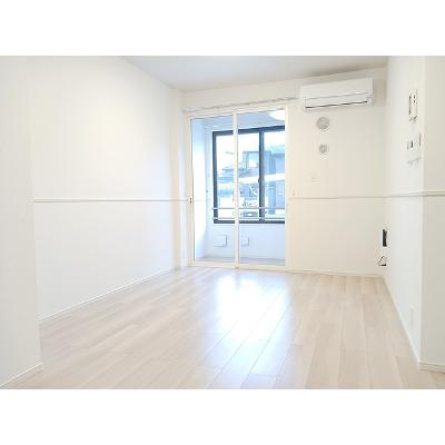 アルバ　イースト 102【管理NO：1-028439903-01020】 ★家具家電は申し込み後に搬入します★の物件写真2