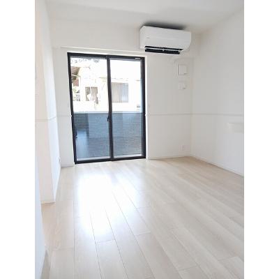 ミレールシャラン 101【管理NO：1-028223201-01010】 ★家具家電は申し込み後に搬入しますの物件写真2