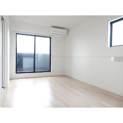 シャルフ飛江田　Ⅲ 205【管理NO：1-028179203-02050】 ★家具家電は申し込み後に搬入しますの物件写真2