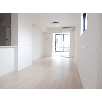 シャルフ飛江田　Ⅱ 101【管理NO：1-028179202-01010】 ★家具家電は申し込み後に搬入しますの物件写真2