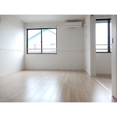 シャルフ飛江田　Ⅰ 203【管理NO：1-028179201-02030】 ★家具家電は申し込み後に搬入しますの物件写真2