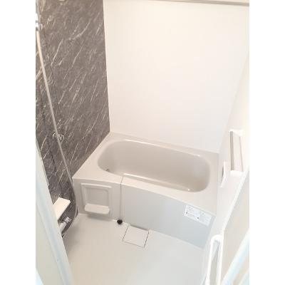 サンモール　鶴島 304【管理NO：1-026534001-03040】 ★家具家電は申し込み後に搬入しますの物件写真4