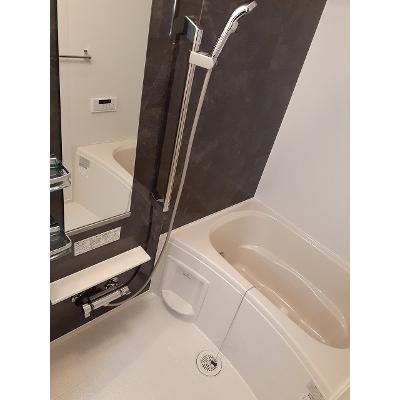 ＬＩＮＯ 102【管理NO：1-025924401-01020】 ★家具家電は申し込み後に搬入します★の物件写真4