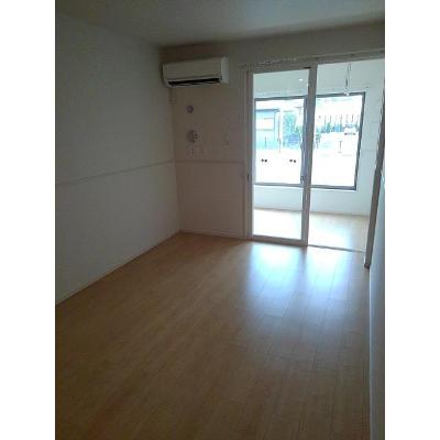 フェリーチェ　リノ 102【管理NO：1-024430701-01020】 ★家具家電は申し込み後に搬入しますの物件写真2