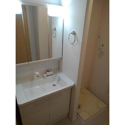 アパートメント高洲５３６　Ⅰ 103【管理NO：1-024324201-01030】 ★家具家電は申し込み後に搬入します★の物件写真6