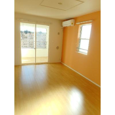 フォレスト　リバー　Ⅱ 202【管理NO：1-023284302-02020】 ★家具家電は申し込み後に搬入しますの物件写真2