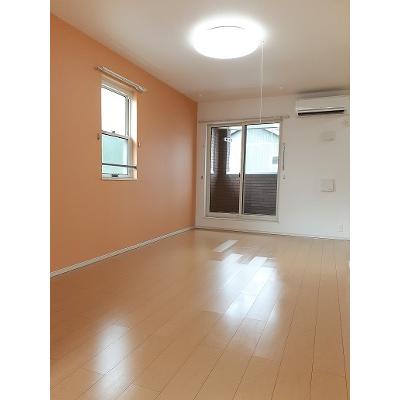 サウスウェーⅤ　Ａ 203【管理NO：1-019072401-02030】 ★家具家電は申し込み後に搬入します★の物件写真2