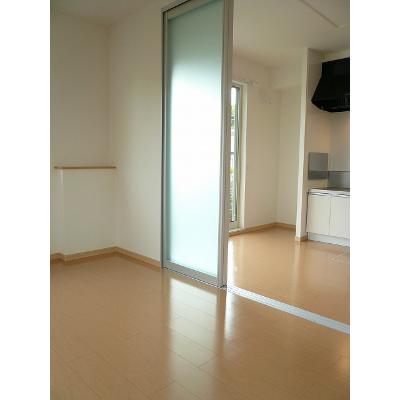 カーサ　フォレスタ 101【管理NO：1-016913701-01010】 ★家具家電は申し込み後に搬入します★の物件写真2