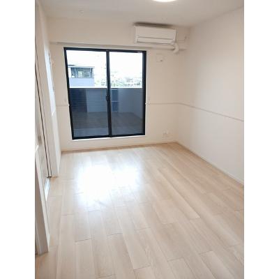 ＢＡＳＥＭＥＮＴ　Ⅰ 203【管理NO：1-027326301-02030】 ★家具家電は申し込み後に搬入しますの物件写真2