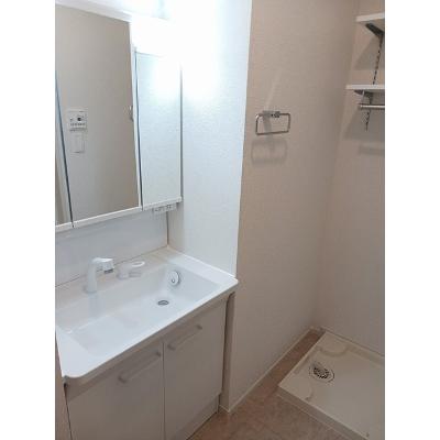 ＢＡＳＥＭＥＮＴ　Ⅰ 203【管理NO：1-027326301-02030】 ★家具家電は申し込み後に搬入しますの物件写真6