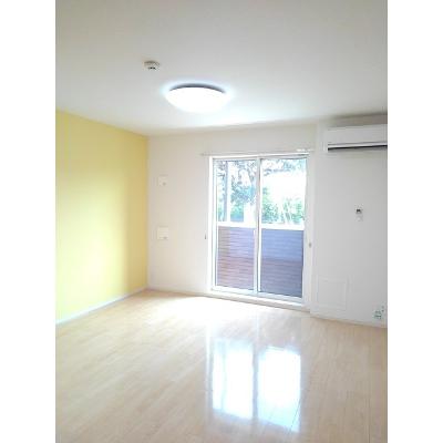 ＹＵＫＩ　グランドフェリオ 101【管理NO：1-022072301-01010】 ★家具家電は申し込み後に搬入しますの物件写真2