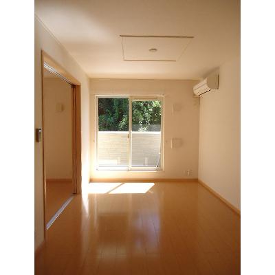 アベニュー・サイド　Ａ棟 202【管理NO：1-015642001-02020】 ★家具家電は申し込み後に搬入しますの物件写真2
