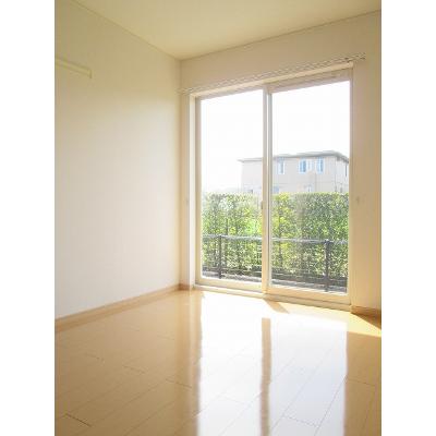 カルム　メゾン　Ⅱ 104【管理NO：1-015490601-01040】 ★家具家電は申し込み後に搬入します★の物件写真2