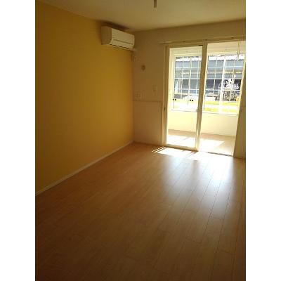 クレセントＡ 102【管理NO：1-023979301-01020】 ★家具家電は申し込み後に搬入しますの物件写真2
