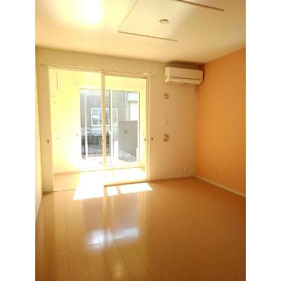 ブリーゼ　Ａ 103【管理NO：1-021096201-01030】 ★家具家電は申し込み後に搬入しますの物件写真2