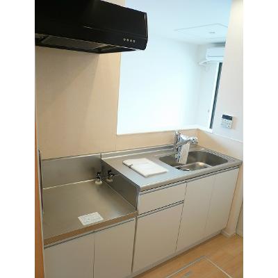 インペリアル　リバー　Ⅰ 101【管理NO：1-021062701-01010】 ★家具家電は申し込み後に搬入しますの物件写真3