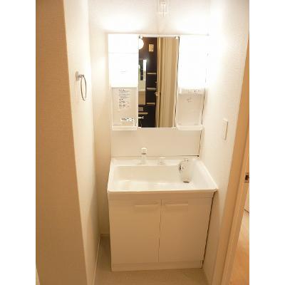 インペリアル　リバー　Ⅰ 101【管理NO：1-021062701-01010】 ★家具家電は申し込み後に搬入しますの物件写真6