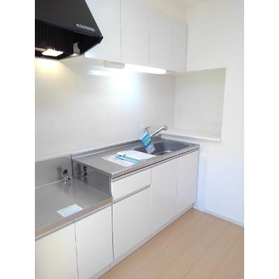ロード早水　Ⅰ 203【管理NO：1-020170601-02030】 ★家具家電は申し込み後に搬入しますの物件写真3
