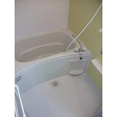 パーラメントハウス 101【管理NO：1-019714601-01010】 ★家具家電は申し込み後に搬入しますの物件写真4