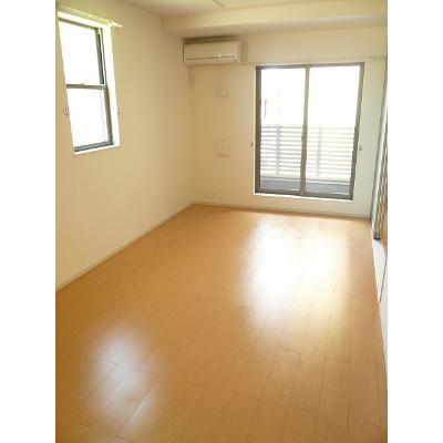 ハッピー　メゾン 202【管理NO：1-017627201-02020】 ★家具家電は申し込み後に搬入しますの物件写真2