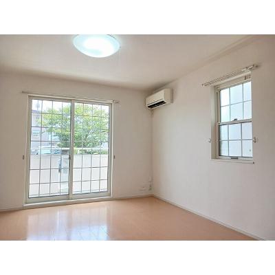 エレガンソーレⅡ 104【管理NO：1-017112602-01040】 ★家具家電は申し込み後に搬入しますの物件写真2
